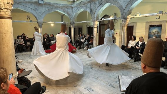 Estambul: Ceremonia de los Derviches Giratorios y Mevlevi Sema