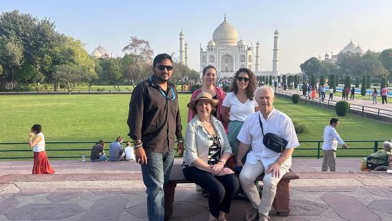 Agra: Taj Mahal & Agra Fort - Private Tour ohne Anstehen