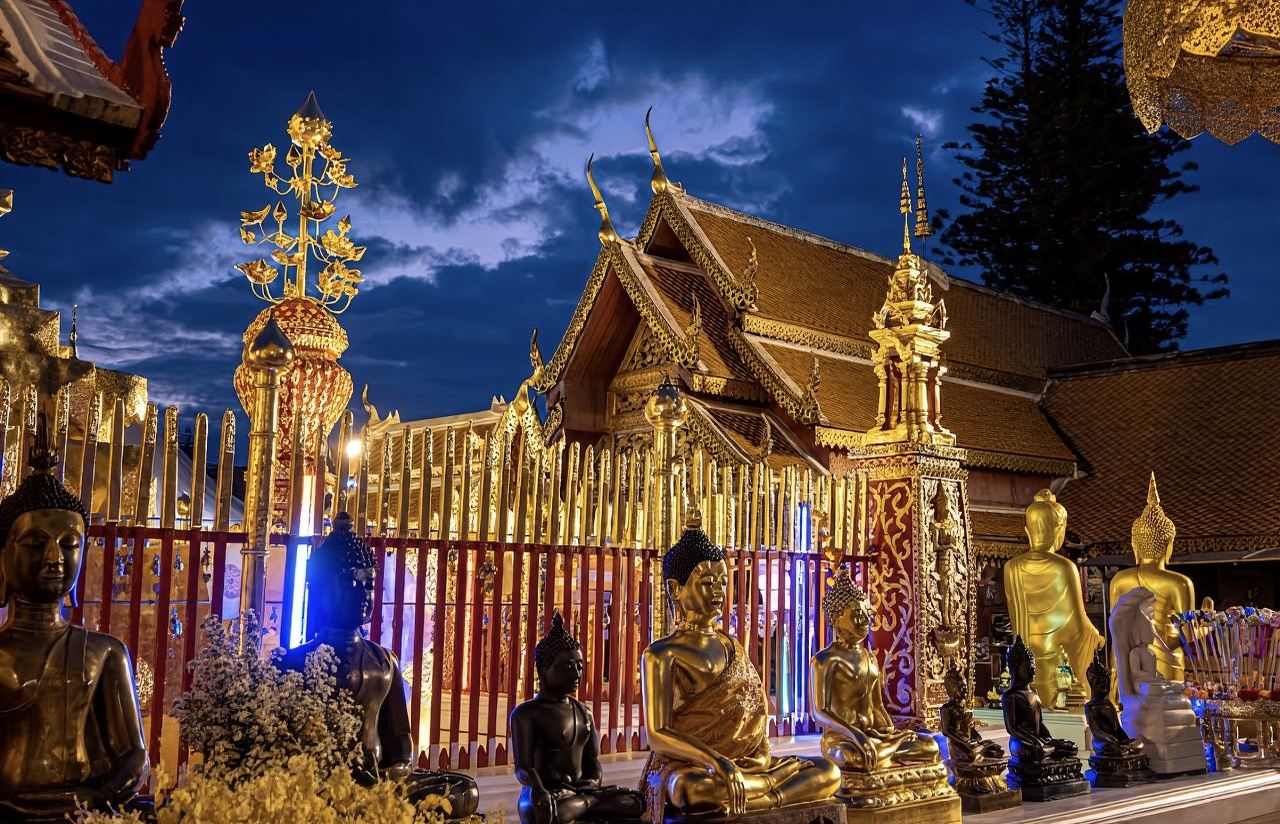 Night tour to Wat Phra That Doi Suthep [Chiang Mai, Thailand]