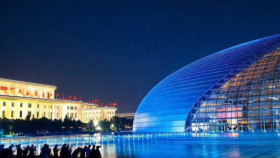 ทัวร์เดินชมเมืองปักกิ่งยามค่ำคืนแบบส่วนตัว: ถนนเฉียนเหมิน จัตุรัสเทียนอันเหมิน และถนนหวังฟู่จิ่ง