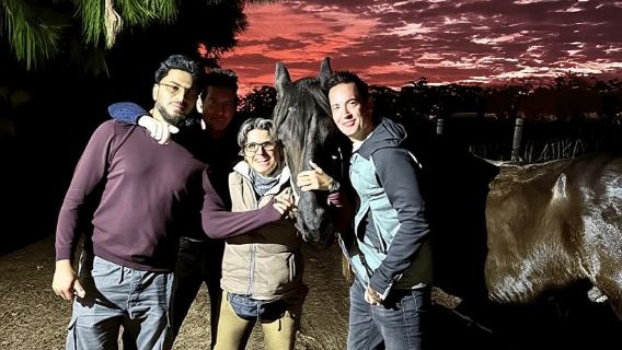 Franschhoek: 2h Horseback Riding at Sunset with Sundowners