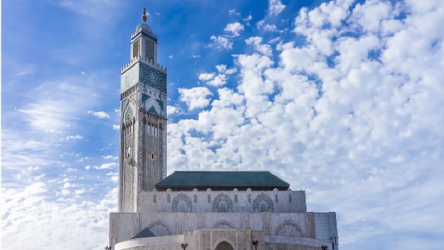 Pemandu pelancong di seluruh Maghribi / Penterjemah perniagaan / Perkhidmatan tersuai peribadi / Lawatan bebas dengan sambutan tempatan