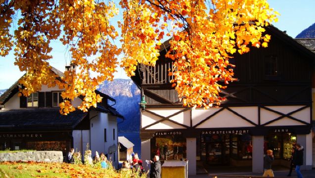 Day Trip to Hallstatt with Skywalk Lift - Full-Day Tour