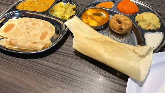 The 10 Tastings of Kuala Lumpur With Locals: Private Street Food Tour