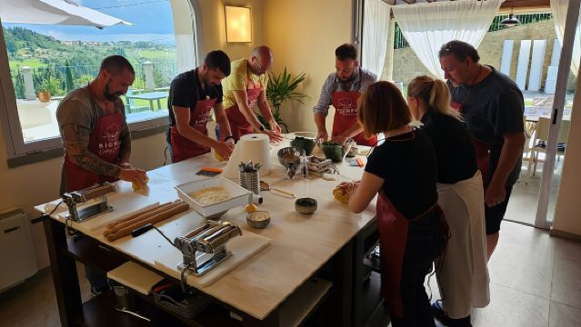 Chianti – Kurs zur Herstellung frischer Pasta und Saucen mit Mittag- oder Abendessen