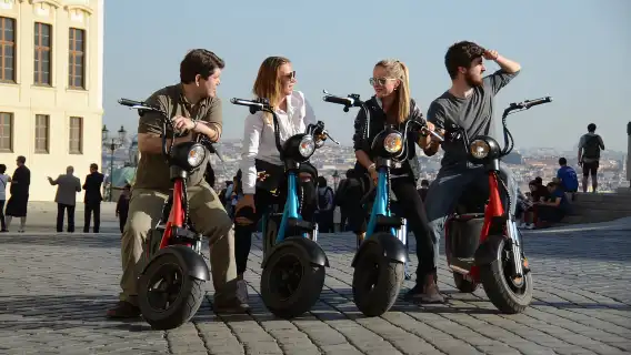 ปราก: ทัวร์ชมจุดชมวิวจักรยานไฟฟ้า/สกู๊ตเตอร์ไฟฟ้า