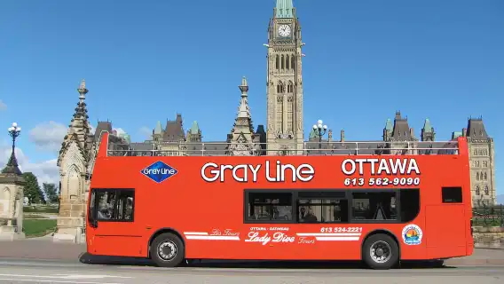 Ottawa: Hop-On Hop-Off Guided City Tour Pass