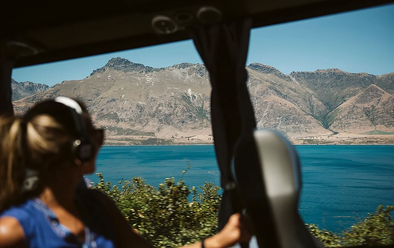 皇后鎮湖區周邊打卡一日遊【中文小團酒店接送】