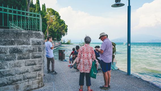 Sirmione: Sorotan Desa Berjalan Kaki & Tur Perahu Danau Garda