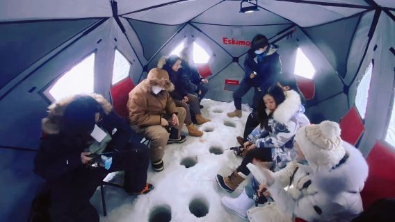 Fairbanks, Alaska, USA: Hundeschlittenfahren + Eisfischen + Stadt-Transfer