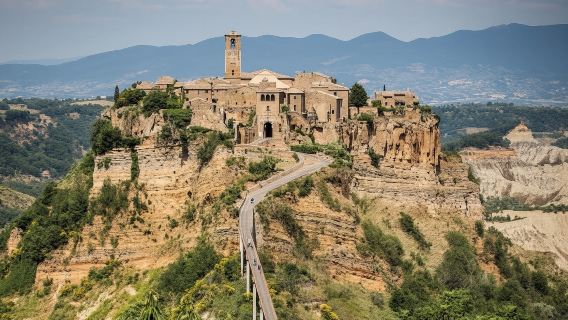 義大利羅馬出發：博爾塞納湖+白露里治奧包車一日遊