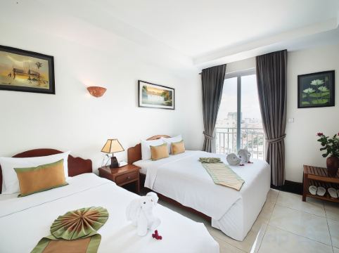 Relax Hotel Room Type - Deluxe Twin Room City View 