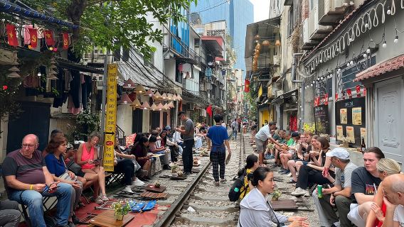 Hanoi City Tour: Private Half-Day to Hidden Corners &Train Street
