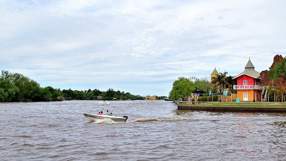 Tigre delta trip and visit to Puerto de Frutos