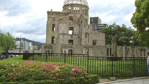 Private Tagestour zu den Sehenswürdigkeiten von Hiroshima und der Insel Miyajima