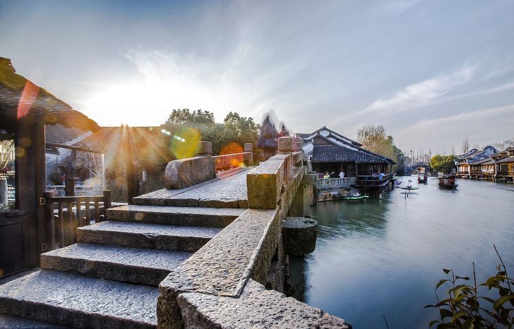 嘉興烏鎮+東柵+西柵含夜景純玩一日遊【網紅古鎮水鄉丨中小團】