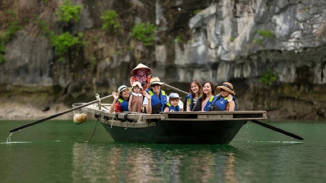 From your cruise port to Hanoi 1 day with our driver