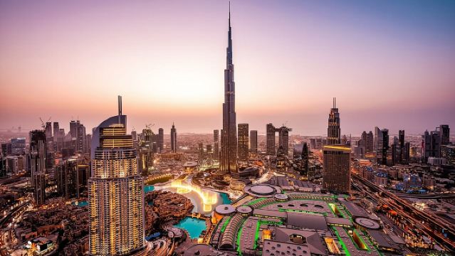 Burj Khalifa & Stadtikonen: Tour durch Dubai ab Abu Dhabi