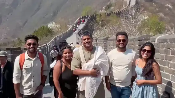 "跳上車，登長城 – 慕田峪長城巴士之旅，含纜車與滑道樂趣！"