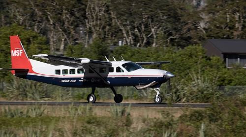 Queenstown Scenic Flight + Milford Sound / Piopiotahi Cruise + Flight - Time-Saving with Transfers Included Day Tours