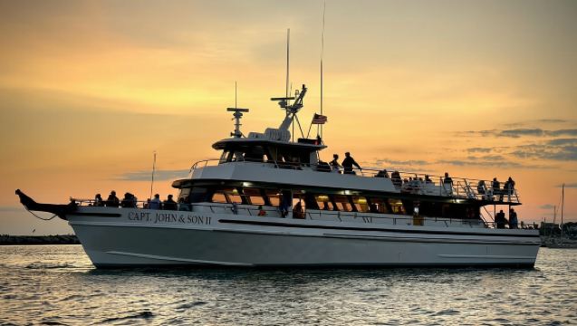 Hyannis: Hyannis Harbor Sunset Cruise