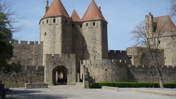 Carcassonne : visite guidée de la ville sur le thème des bâtisseurs médiévaux