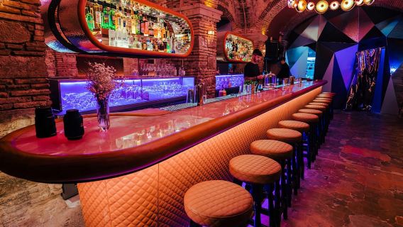 Barcelonas versteckte Speakeasy-Party und VIP-Club-Erlebnis
