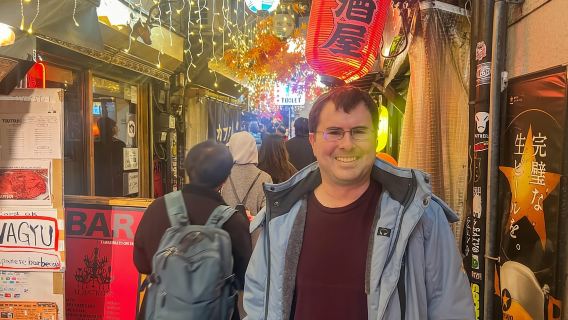 Токио: индивидуальный тур по Синдзюку – Голден Гай, неограниченное саке