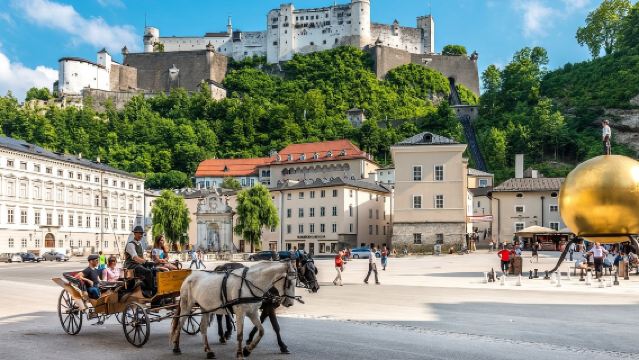 Vienna Round-Trip: Salzburg City Group Tours - Please check availability with customer support before booking