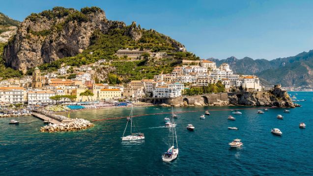 From Amalfi: Coast & Furore Fjord Boat Tour with Swim Break