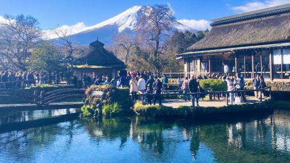【オプショナル少人数ツアー】日本富士山風光文化体験＋忍野八海＋五合目ワンデーツアー