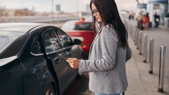Krakow Private Airport Eco-transfer by Fully Electric car