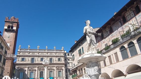 Hidden and fascinating Verona - 3 hour private walking tour