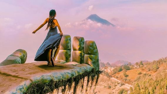 Visit Hobbitenango Themed Park and Antigua Guatemala