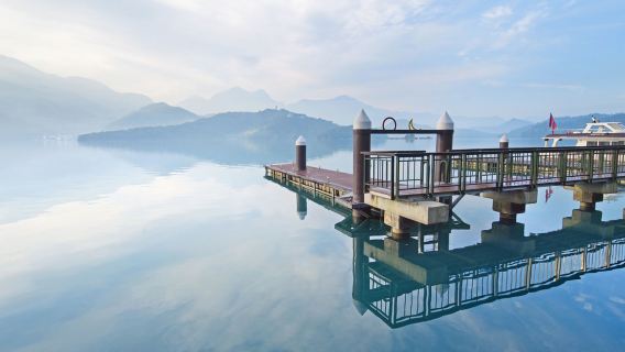 日月潭相乗り日帰りツアー【台北西門町夜市出発|中/英語ガイド付き】