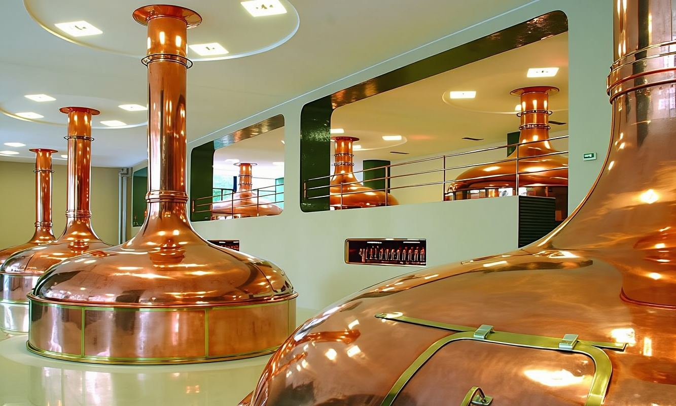 Nizbor glass factory and Pilsner Urquell brewery tour day trip