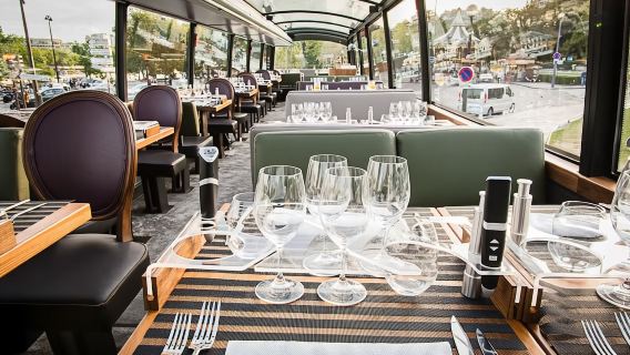 Bustronome Paris : Dîner gastronomique en bus avec vue panoramique sur le centre de Paris|Voiture-restaurant panoramique|Expériences insolites à Paris|Passage par des sites emblématiques