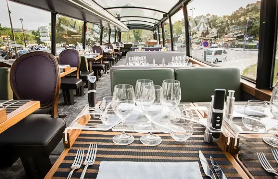 巴黎Bustronome景觀巴士餐廳【食住法餐遊覽巴黎市中心|全景餐車|巴黎小眾體驗|途經標誌性景點