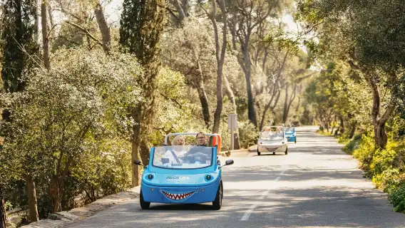 2-Hour Open-Top Trike Tour in Nice, France (Minimum 2 People + unlimited Mileage with Full Gas)