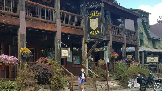 Shared Half-Day Mountain Tour in Red Rocks Evergreen and Echo Lake