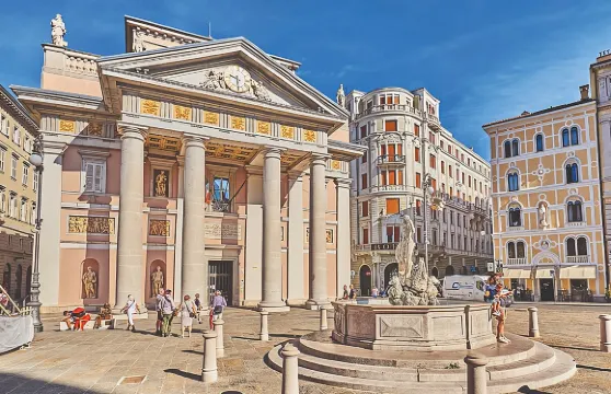 的裏雅斯特步行導覽：附當地人錄音及文字指南