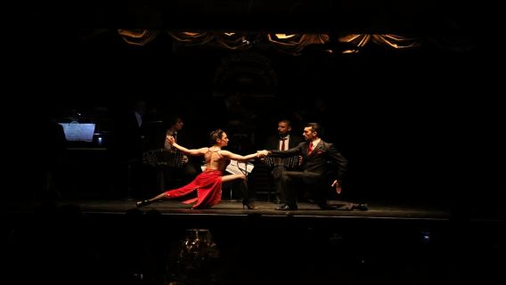 Buenos Aires: La Ventana Tango Show