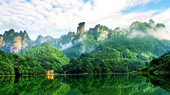 张家界私人团一日游 宝峰湖 黄龙洞(洞天湖境,專屬暢遊)