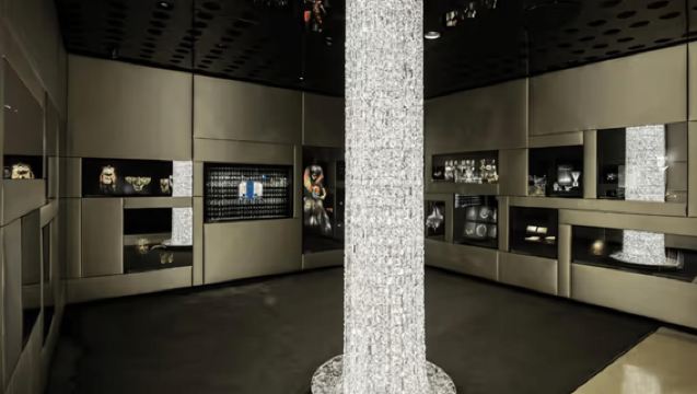 Swarovski House Tour with Champagne and Gift