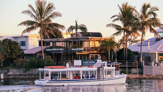 Recorrido de 1 hora en crucero al atardecer por Mooloolaba