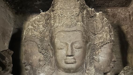 Exploración de las cuevas de Elefanta: Visita guiada con experiencia en ferry