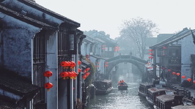 Live guide for Zhouzhuang Ancient Town in Kunshan|Multiple Packages Available (Admission Ticket Self-Service or Booking Assistance Provided)