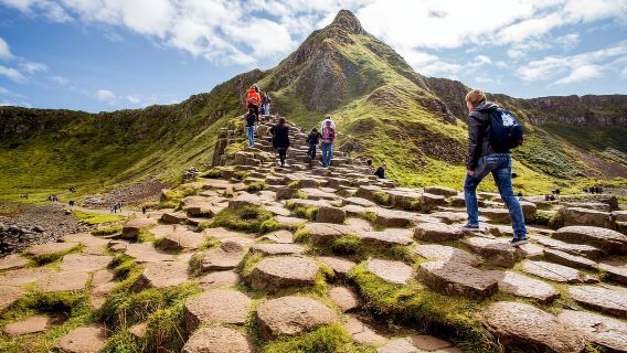 Dublin: Belfast (Titanic or Taxi), Dunluce & Causeway Trip