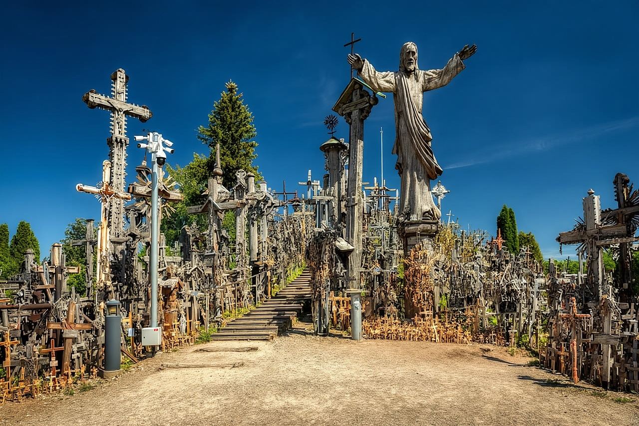 From Riga: Trip to the Hill of Crosses and Pearls of Jelgava
