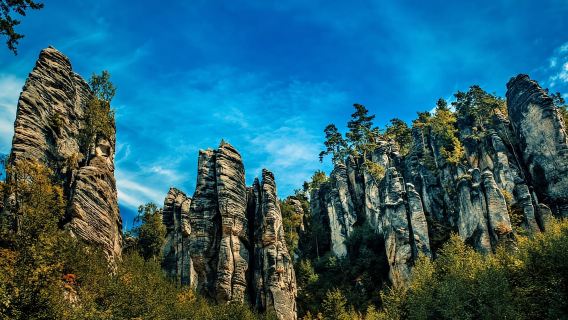 Tur Wroclaw ke Kota Rock dalam Adrspach